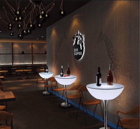 Комплект светящейся мебели Стол+2 стула V7 Комплект светящейся мебели Стол+2 стула V7